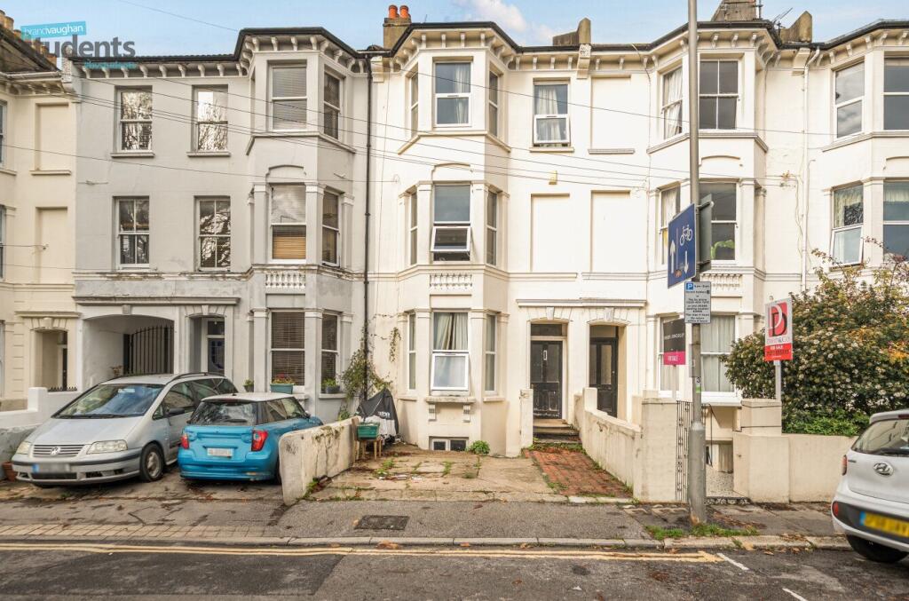 4 bed Mid Terraced House for rent in Brighton and Hove. From Brand Vaughan - Student Lettings - Brighton