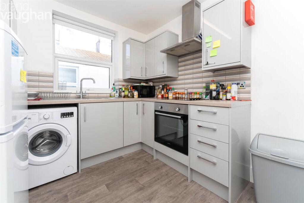 2 bed Mid Terraced House for rent in Ovingdean. From Brand Vaughan - Student Lettings - Brighton