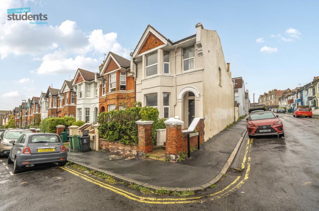 3 bed End of Terrace for rent in Ovingdean. From Brand Vaughan - Student Lettings - Brighton 3 bed End of Terrace for rent in Ovingdean. From Brand Vaughan - Student Lettings - Brighton