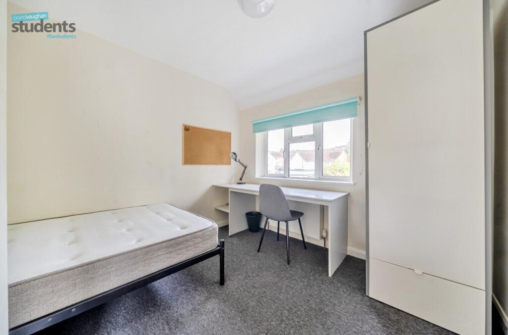 5 bed Semi Detached for rent in Falmer. From Brand Vaughan - Student Lettings - Brighton 5 bed Semi Detached for rent in Falmer. From Brand Vaughan - Student Lettings - Brighton