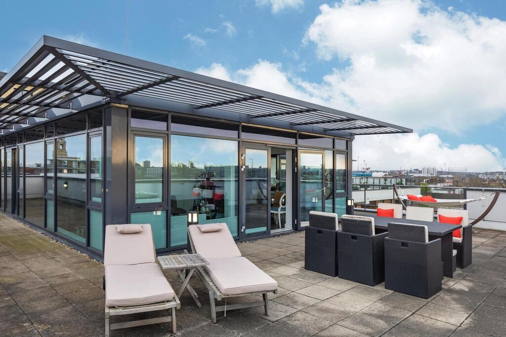 2 bed 1st Floor Flat for rent in Poplar. From Daniel Cobb - London Bridge