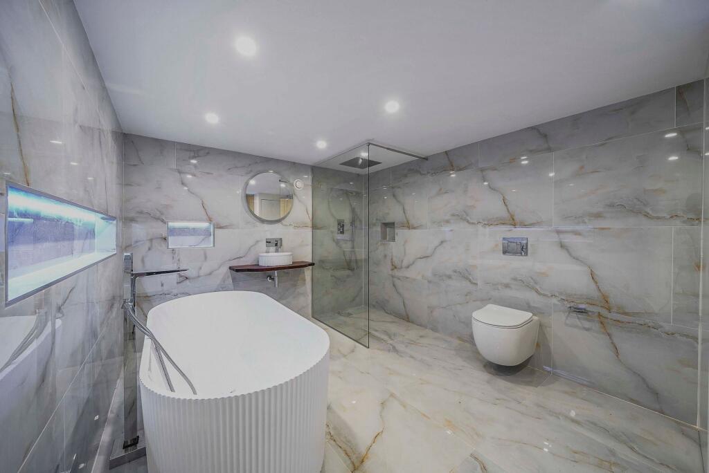 2 bed 1st Floor Flat for rent in Bermondsey. From Daniel Cobb - London Bridge 2 bed 1st Floor Flat for rent in Bermondsey. From Daniel Cobb - London Bridge