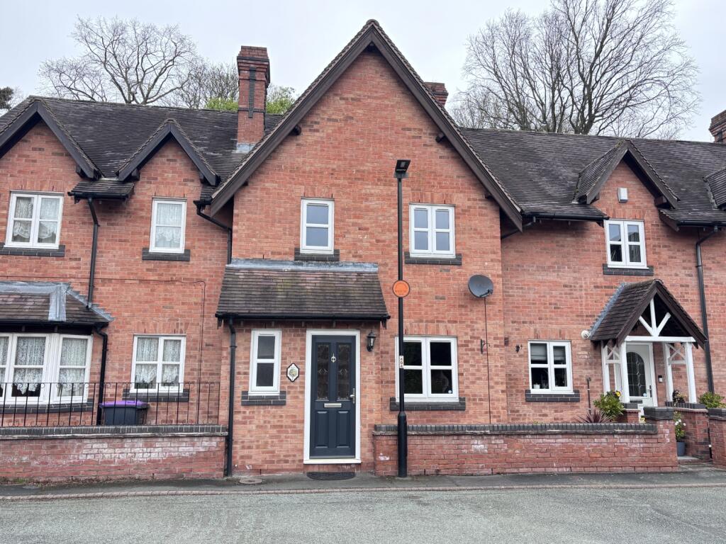 3 bed Mews for rent in Telford. From Rogers & Partners - Wolverhampton