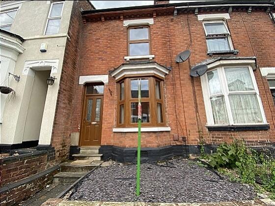 2 bed Mid Terraced House for rent in Wolverhampton. From Rogers & Partners - Wolverhampton