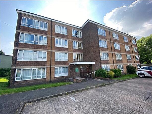 2 bed Apartment for rent in Perton. From Rogers & Partners - Wolverhampton