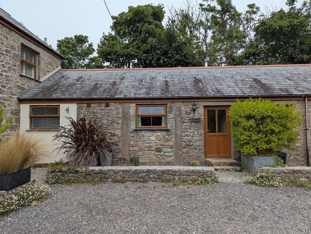 1 bed Terraced bungalow for rent in Porkellis. From Real Estates - Redruth