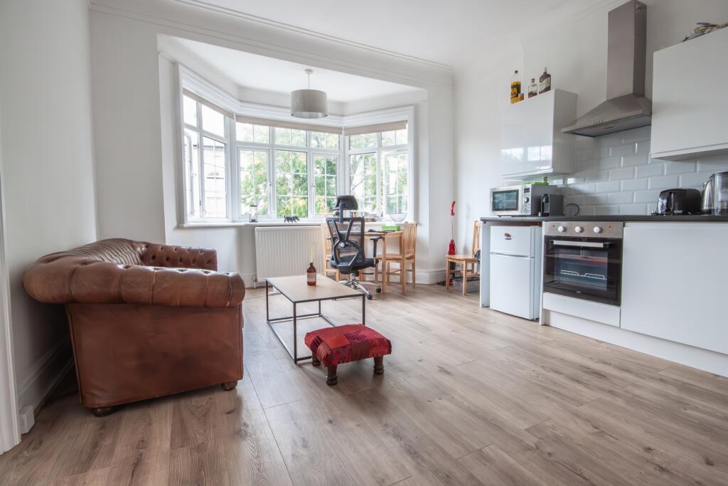 1 bed 1st Floor Flat for rent in Hampstead. From Abacus Estates - West Hampstead - London