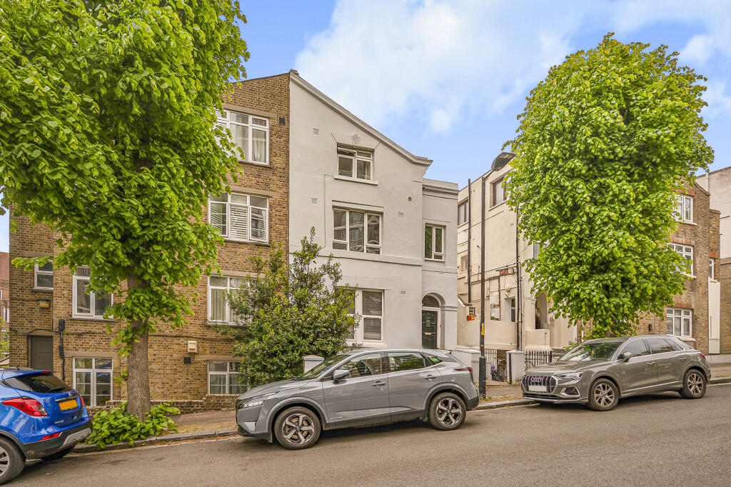 1 bed 1st Floor Flat for rent in Lewisham. From Truepenny's Property Consultants - Dulwich