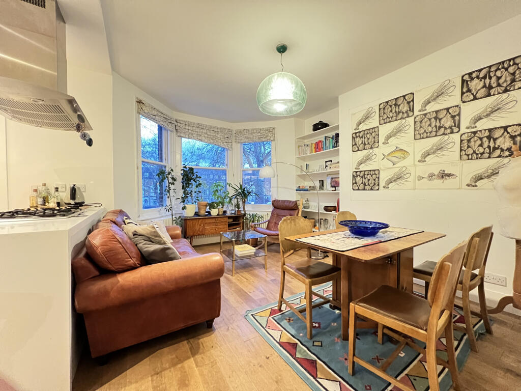 1 bed Apartment for rent in Camberwell. From Truepenny's Property Consultants - Dulwich