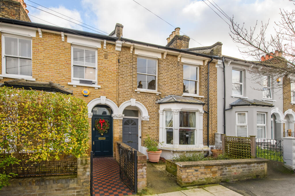 1 bed Apartment for rent in Camberwell. From Truepenny's Property Consultants - Dulwich