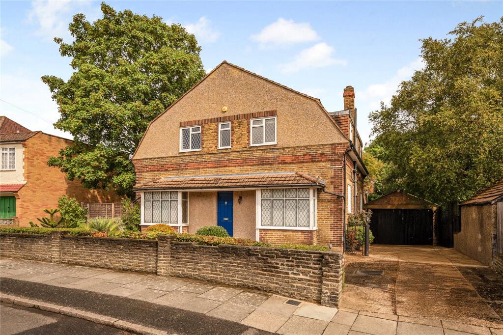 3 bed Detached for rent in Sidcup. From Truepenny's Property Consultants - Dulwich
