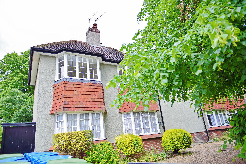 2 bed Apartment for rent in Catford. From Truepenny's Property Consultants - Dulwich 2 bed Apartment for rent in Catford. From Truepenny's Property Consultants - Dulwich