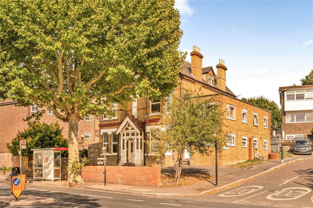 2 bed Apartment for rent in Catford. From Truepenny's Property Consultants - Dulwich