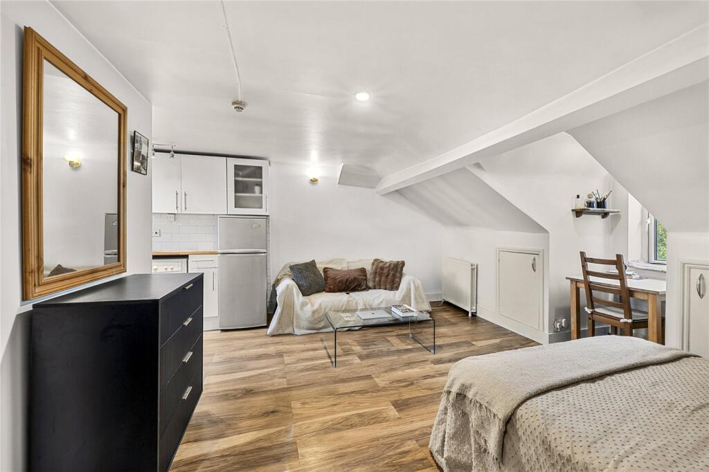 0 bed Car Parking for rent in Camberwell. From Truepenny's Property Consultants - Dulwich