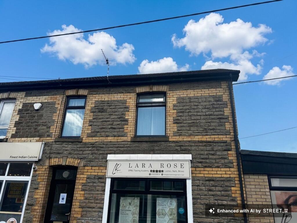 2 bed 1st Floor Flat for rent in . From Herbert R Thomas - Cowbridge