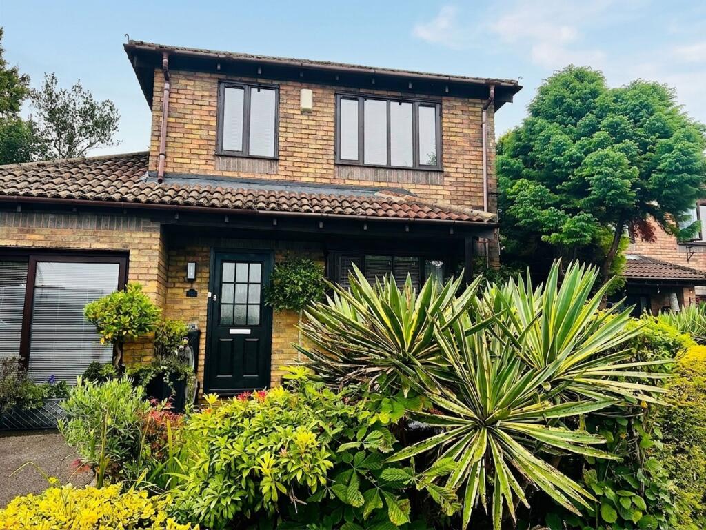 3 bed Detached for rent in Efail Isaf. From Herbert R Thomas - Cowbridge 3 bed Detached for rent in Efail Isaf. From Herbert R Thomas - Cowbridge