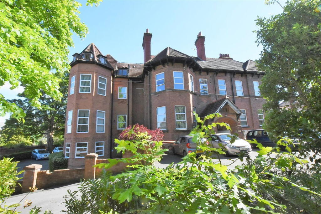 1 bed Semi Detached for rent in Birkenhead. From Brennan Ayre O'Neill - Bromborough 1 bed Semi Detached for rent in Birkenhead. From Brennan Ayre O'Neill - Bromborough
