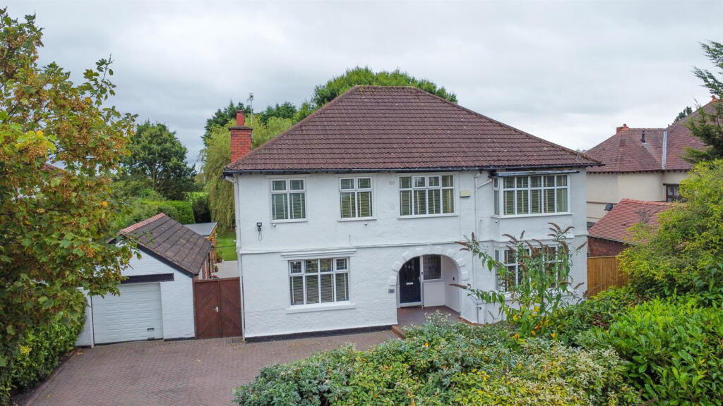 4 bed Garages for rent in Greasby. From Brennan Ayre O'Neill - Bromborough 4 bed Garages for rent in Greasby. From Brennan Ayre O'Neill - Bromborough