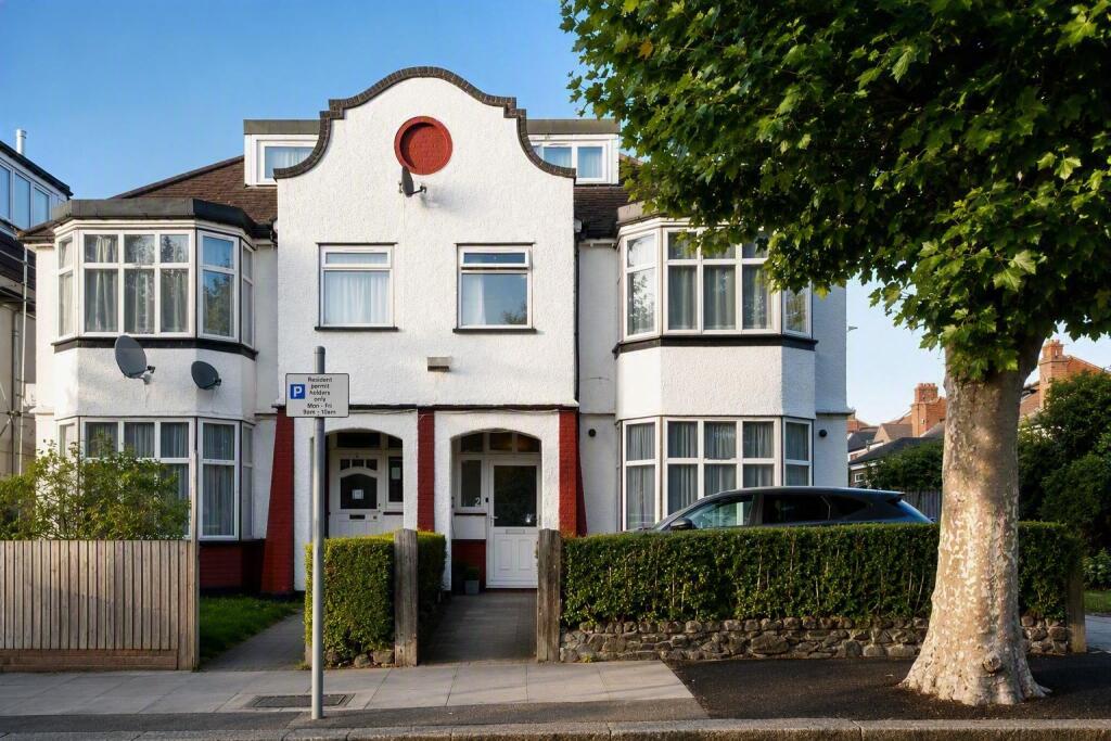 2 bed 1st Floor Flat for rent in Hendon. From Rochester Place Camden 2 bed 1st Floor Flat for rent in Hendon. From Rochester Place Camden