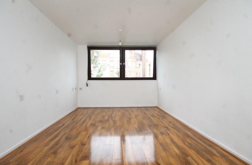 1 bed 1st Floor Flat for rent in Hampstead. From Rochester Place Camden