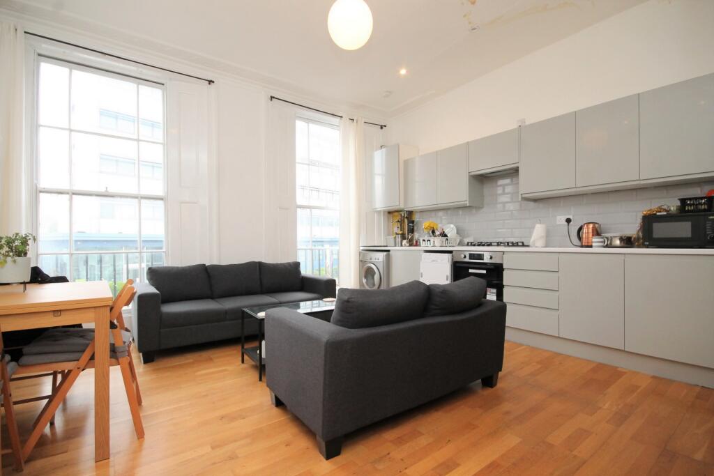 3 bed 1st Floor Flat for rent in Camden Town. From Rochester Place Camden