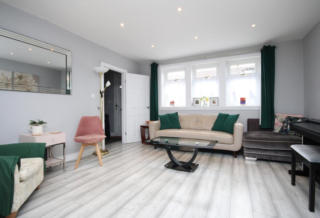 3 bed Detached for rent in Bushey. From Rochester Place Camden