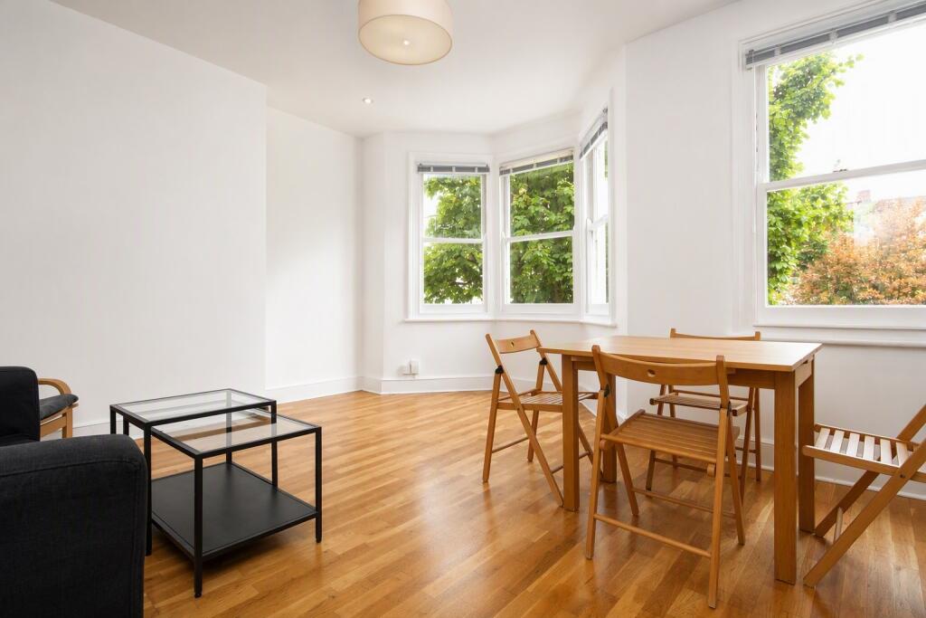 2 bed 1st Floor Flat for rent in Hornsey. From Rochester Place Camden