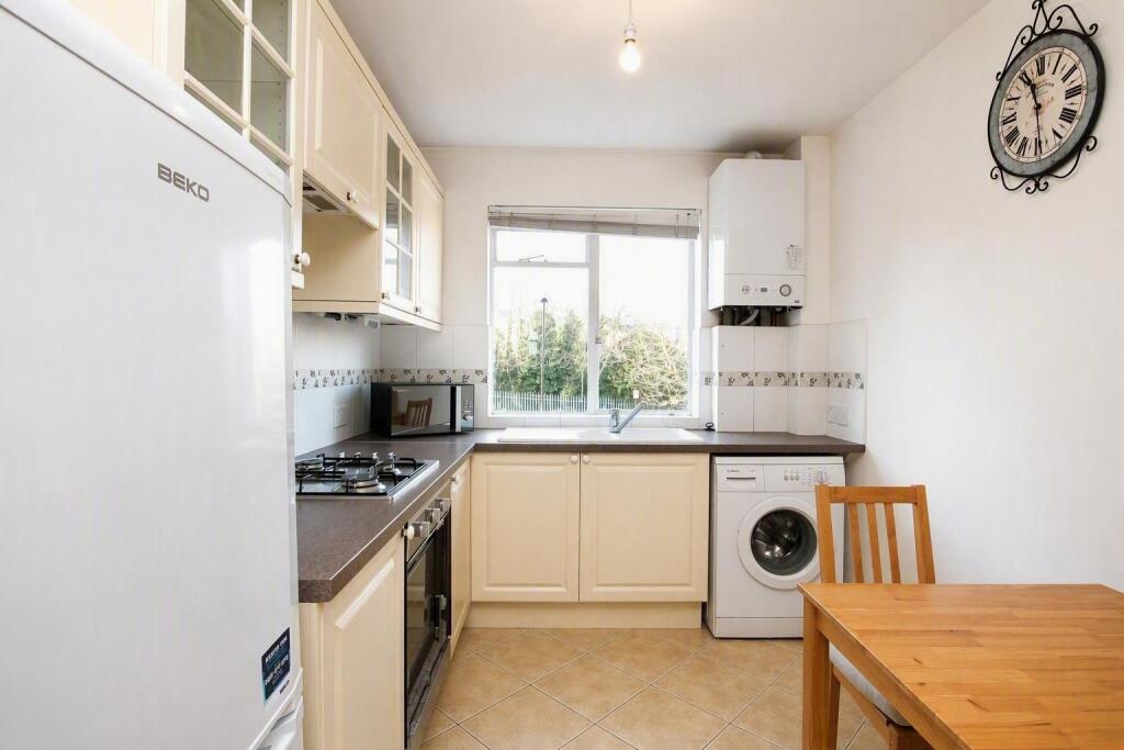 1 bed 1st Floor Flat for rent in Camden Town. From Rochester Place Camden 1 bed 1st Floor Flat for rent in Camden Town. From Rochester Place Camden