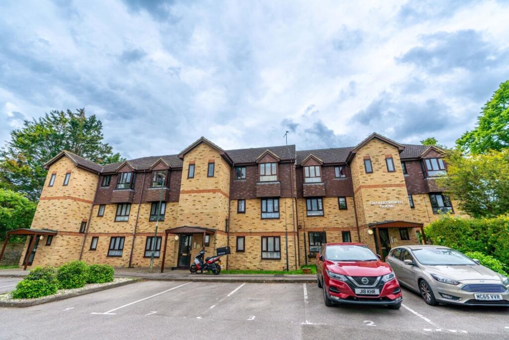 2 bed Apartment for rent in Chatham. From Rochester Lettings - Rochester