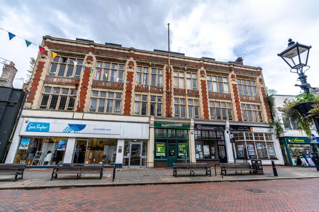 2 bed Apartment for rent in Wouldham. From Rochester Lettings - Rochester