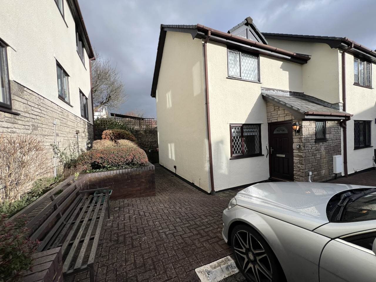 2 bed Semi-Detached House for rent in Midsomer Norton. From Lettings-R-Us Frome