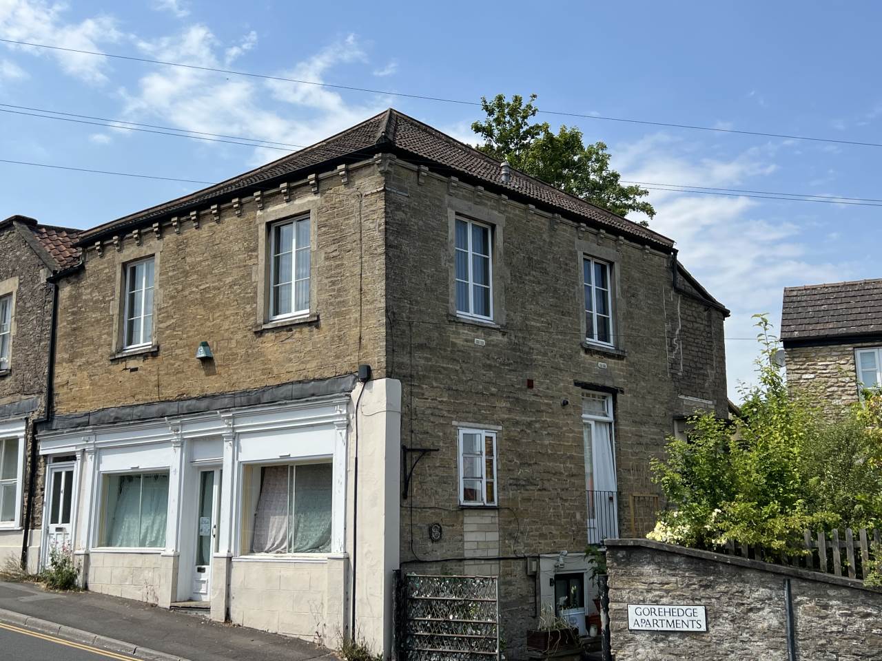 1 bed Flat for rent in Frome. From Lettings-R-Us Frome
