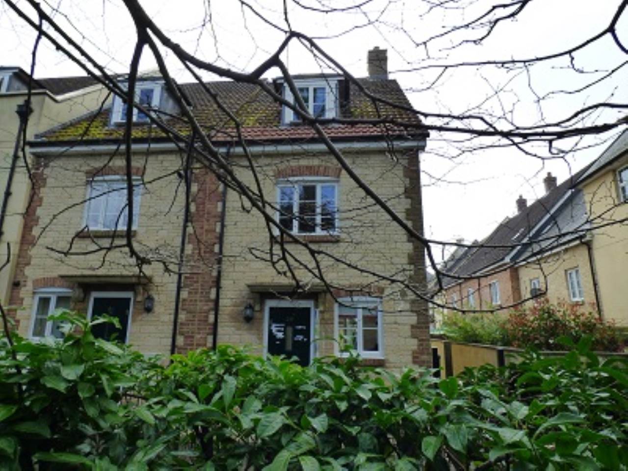 3 bed House (unspecified) for rent in Wincanton. From Lettings-R-Us Frome