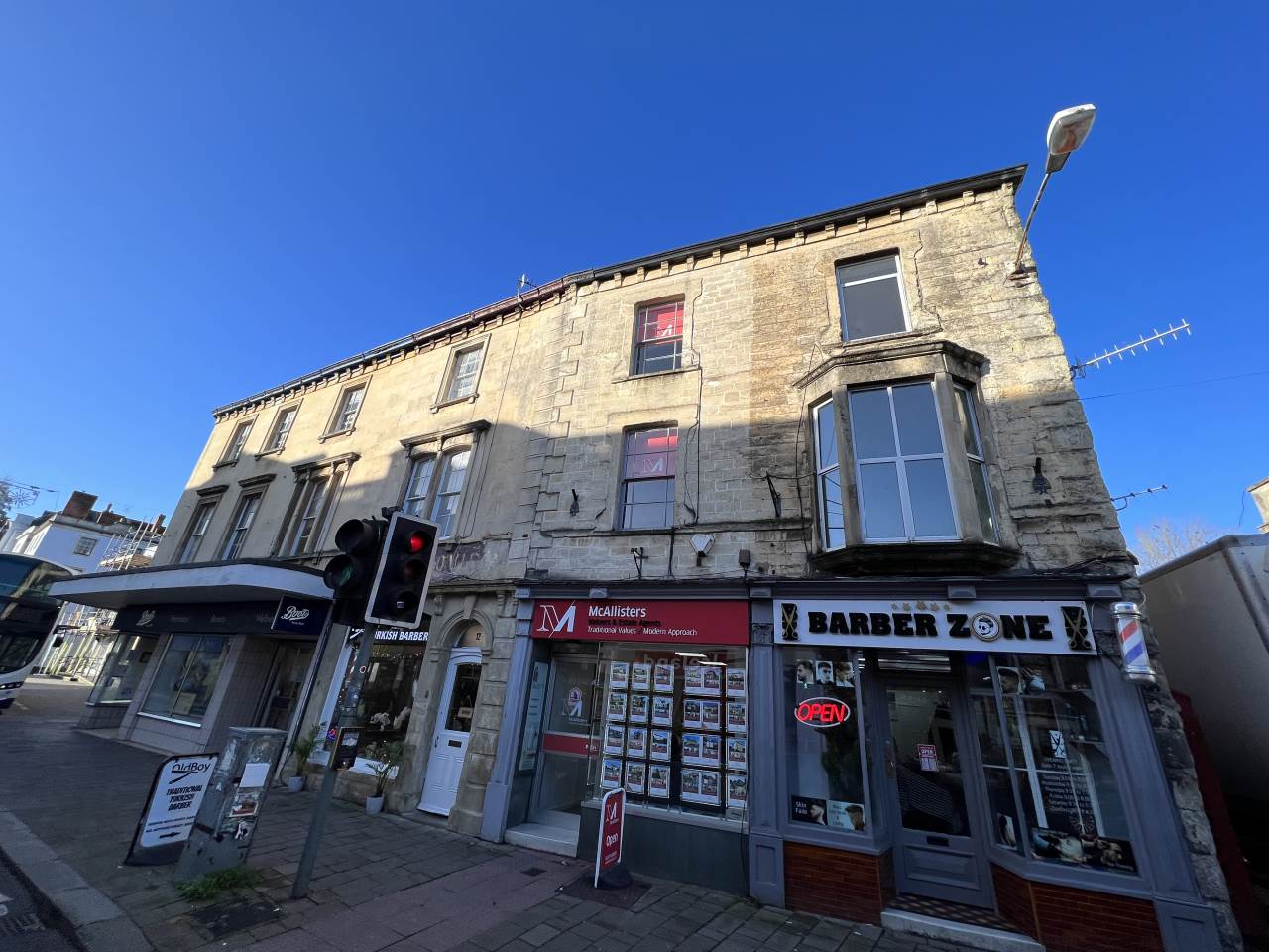 2 bed Maisonette for rent in Frome. From Lettings-R-Us Frome