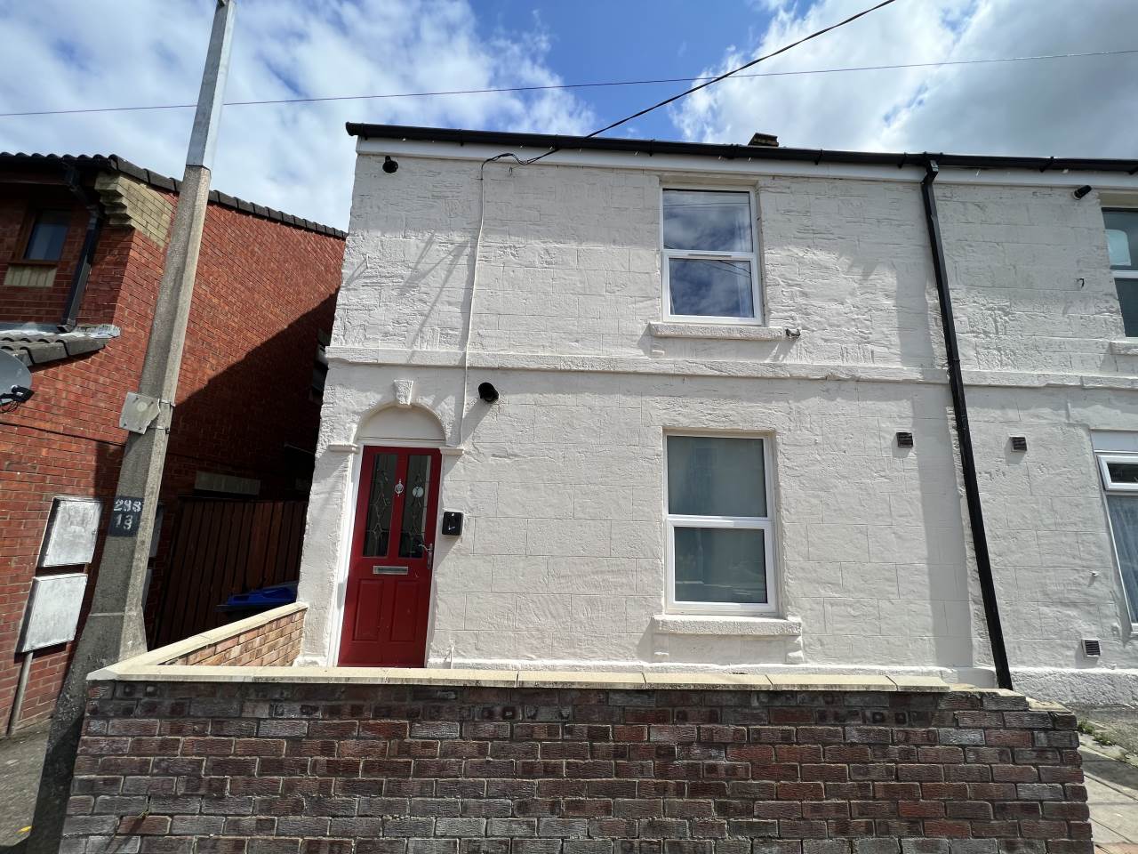 0 bed Studio for rent in Trowbridge. From Lettings-R-Us Frome