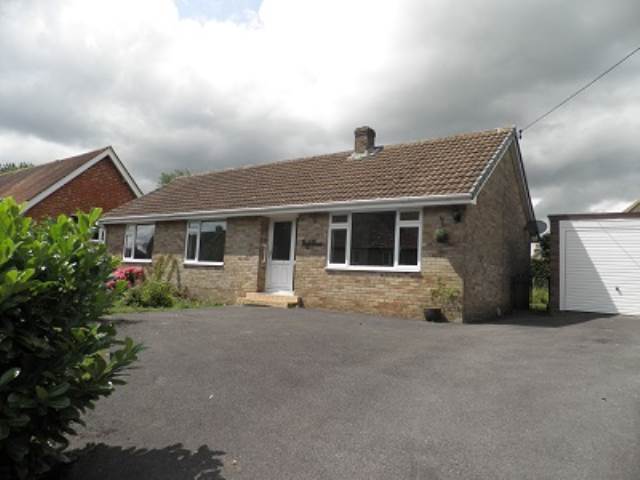 3 bed Bungalow for rent in Maiden Bradley. From lettings-r-us - Frome