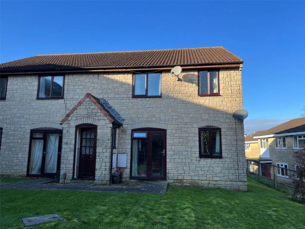 2 bed 1st Floor Flat for rent in Frome. From lettings-r-us - Frome 2 bed 1st Floor Flat for rent in Frome. From lettings-r-us - Frome