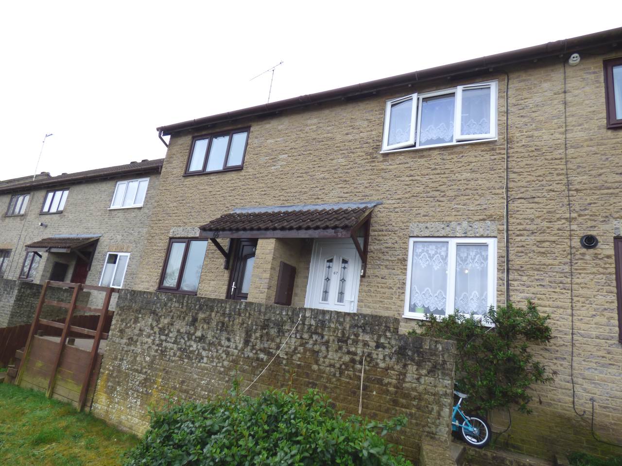 2 bed House (unspecified) for rent in Frome. From lettings-r-us - Frome