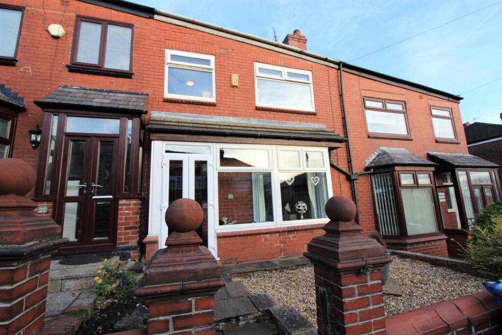 3 bed Mid Terraced House for rent in Bury. From Kristian Allan - Bury