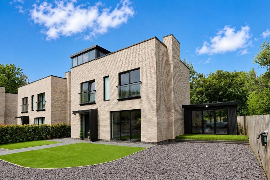 4 bed Detached for rent in Simister. From Kristian Allan - Bury