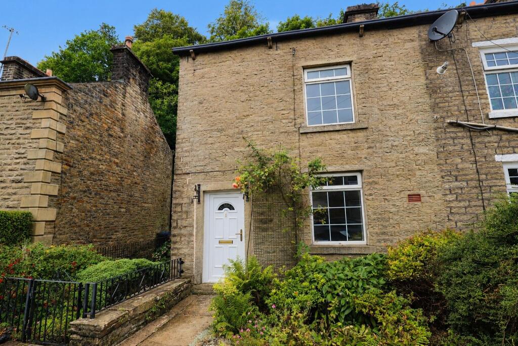 3 bed Mid Terraced House for rent in Rawtenstall. From Kristian Allan - Bury 3 bed Mid Terraced House for rent in Rawtenstall. From Kristian Allan - Bury