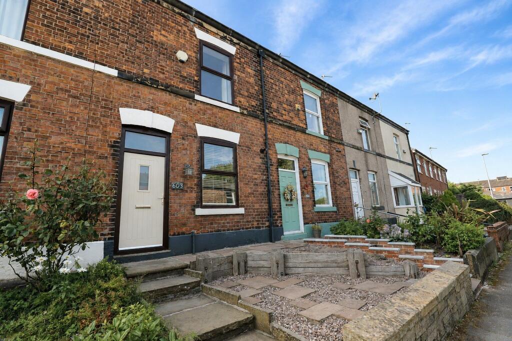 2 bed Mid Terraced House for rent in Affetside. From Kristian Allan - Bury