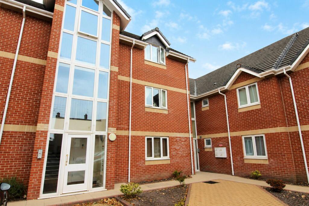 1 bed Apartment for rent in Affetside. From Kristian Allan - Bury