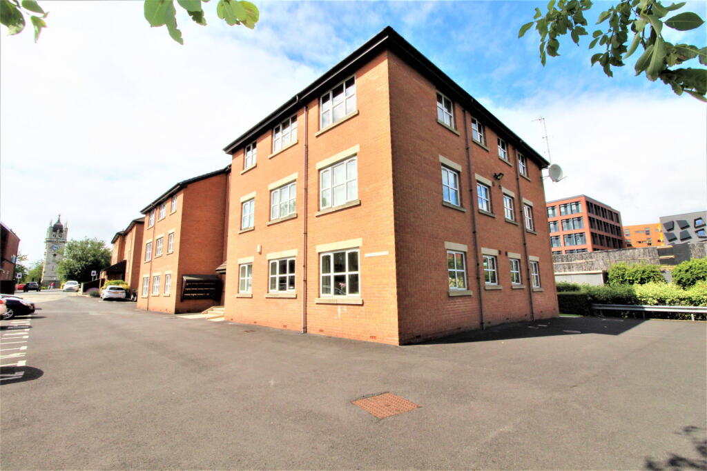 2 bed Apartment for rent in Bury. From Kristian Allan - Bury 2 bed Apartment for rent in Bury. From Kristian Allan - Bury