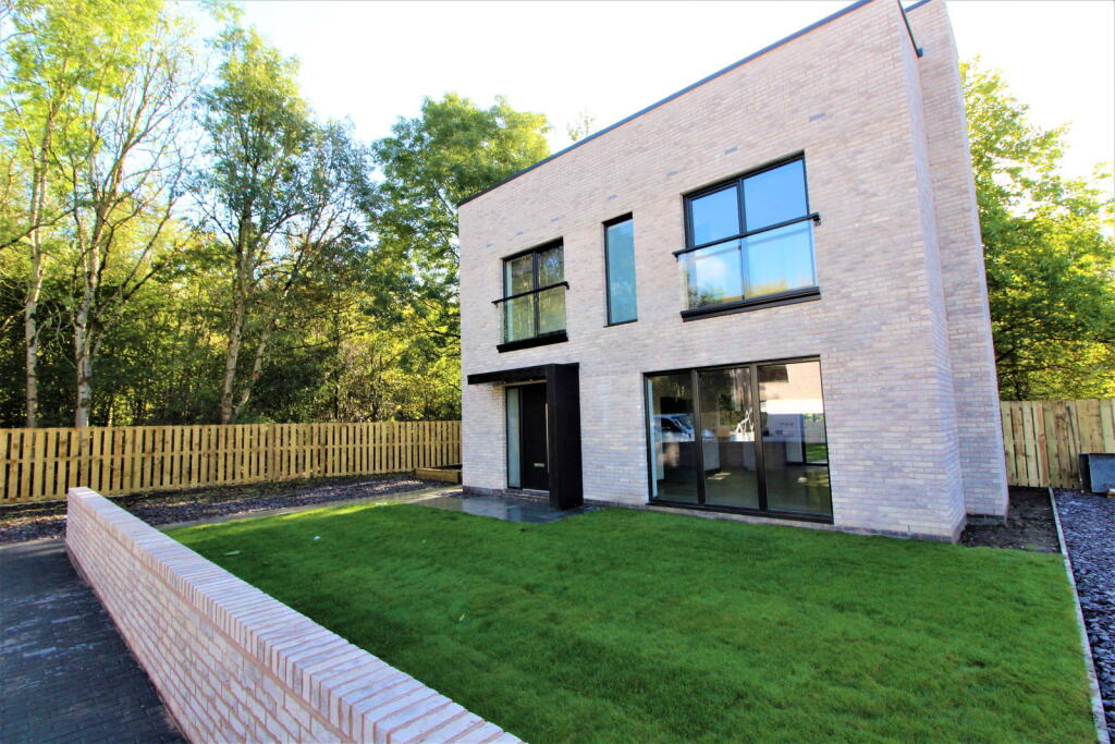 4 bed Detached for rent in Simister. From Kristian Allan - Bury 4 bed Detached for rent in Simister. From Kristian Allan - Bury