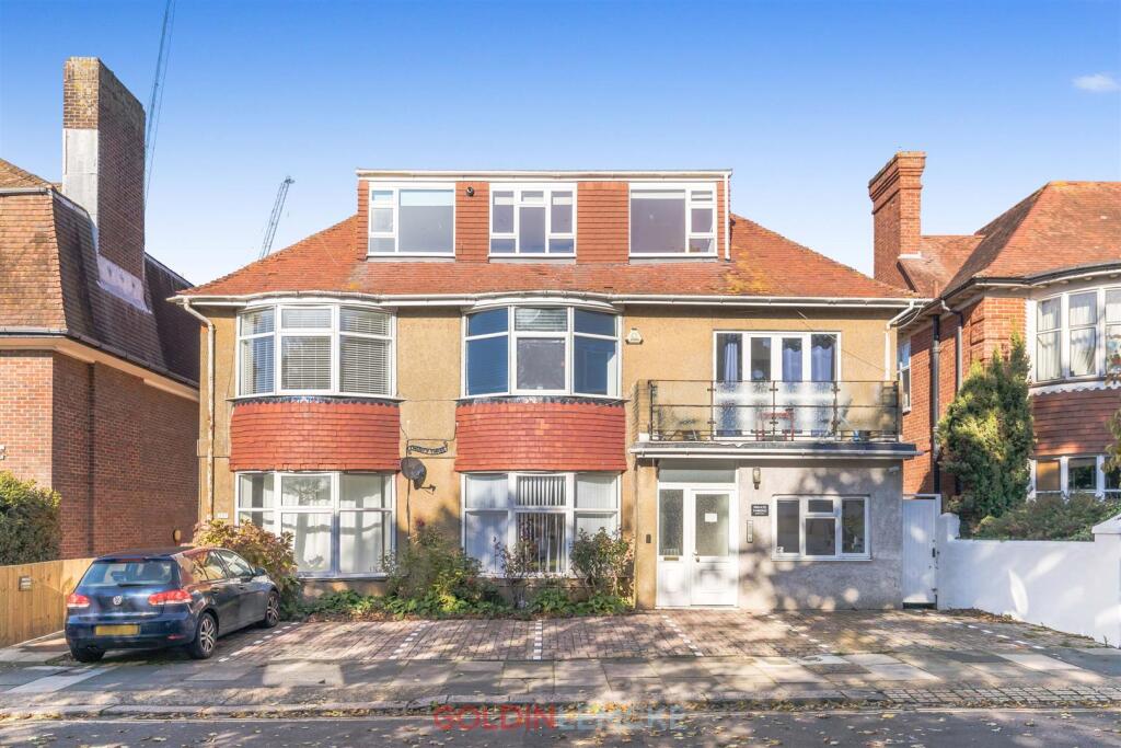 2 bed 1st Floor Flat for rent in Brighton and Hove. From Goldin Lemcke - Hove 2 bed 1st Floor Flat for rent in Brighton and Hove. From Goldin Lemcke - Hove