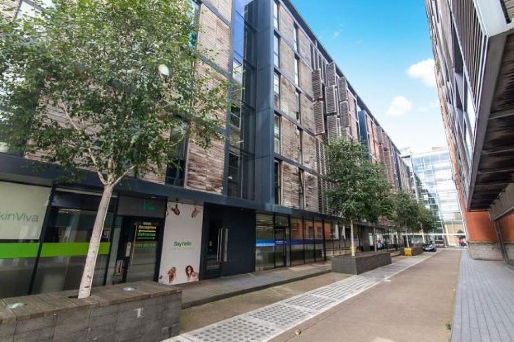 2 bed Apartment for rent in Manchester. From C & R Properties Ltd - Salford Manchester 2 bed Apartment for rent in Manchester. From C & R Properties Ltd - Salford Manchester