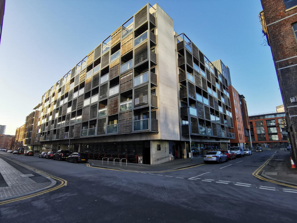1 bed Apartment for rent in Manchester. From C & R Properties Ltd - Salford Manchester 1 bed Apartment for rent in Manchester. From C & R Properties Ltd - Salford Manchester