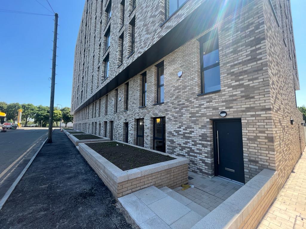 3 bed End of Terrace for rent in Salford. From C & R Properties Ltd - Salford Manchester