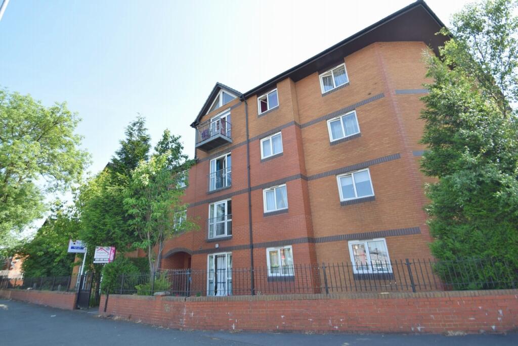 1 bed 1st Floor Flat for rent in Charlestown. From C & R Properties Ltd - Salford Manchester 1 bed 1st Floor Flat for rent in Charlestown. From C & R Properties Ltd - Salford Manchester